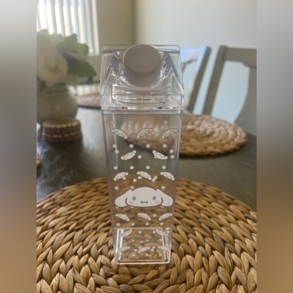 New Cinammoroll Transparent Plastic Water Bottle 600ml